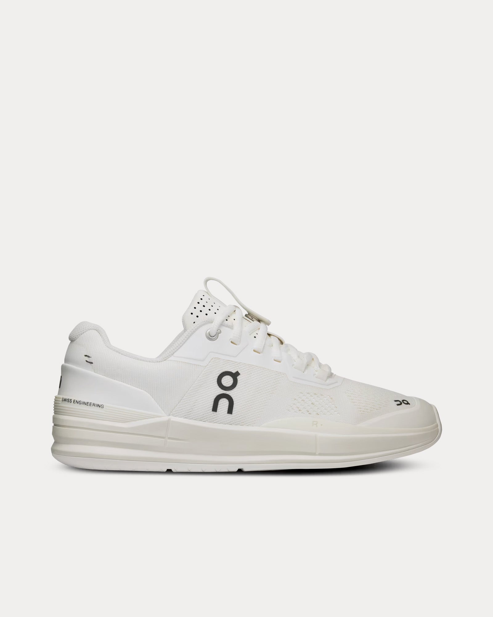 On Running Roger Pro Undyed-White / Black Low Top Sneakers - 1