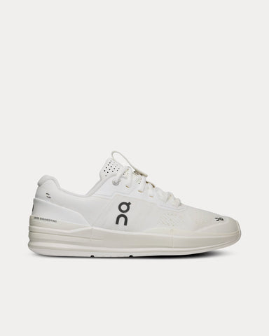 On Running Roger Pro Undyed-White / Black Low Top Sneakers