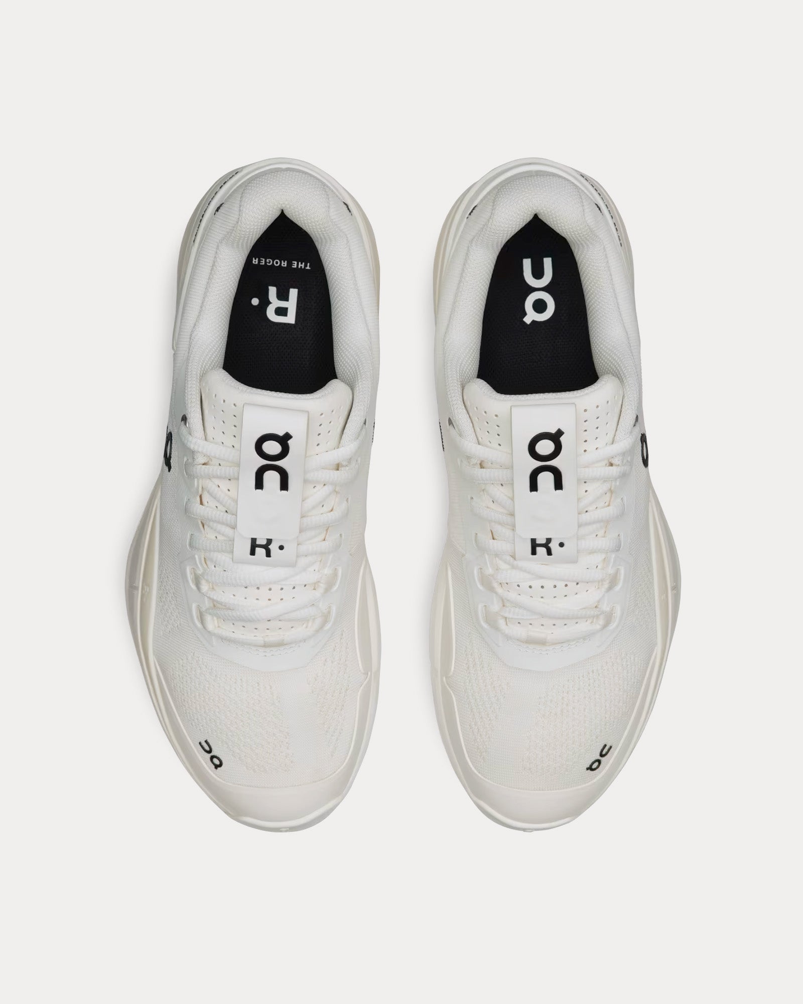 On Running Roger Pro Undyed-White / Black Low Top Sneakers - 2