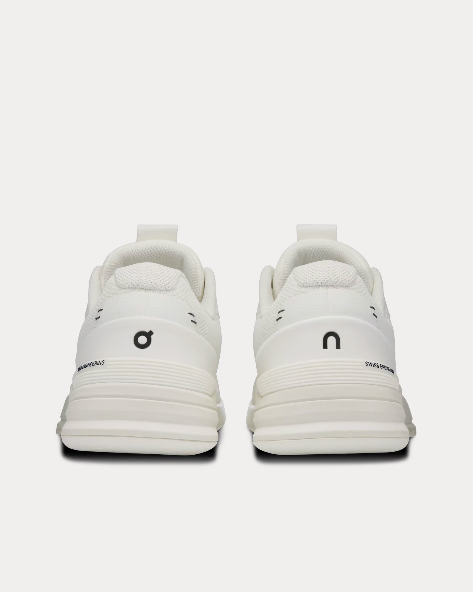 On Running Roger Pro Undyed-White / Black Low Top Sneakers - 3