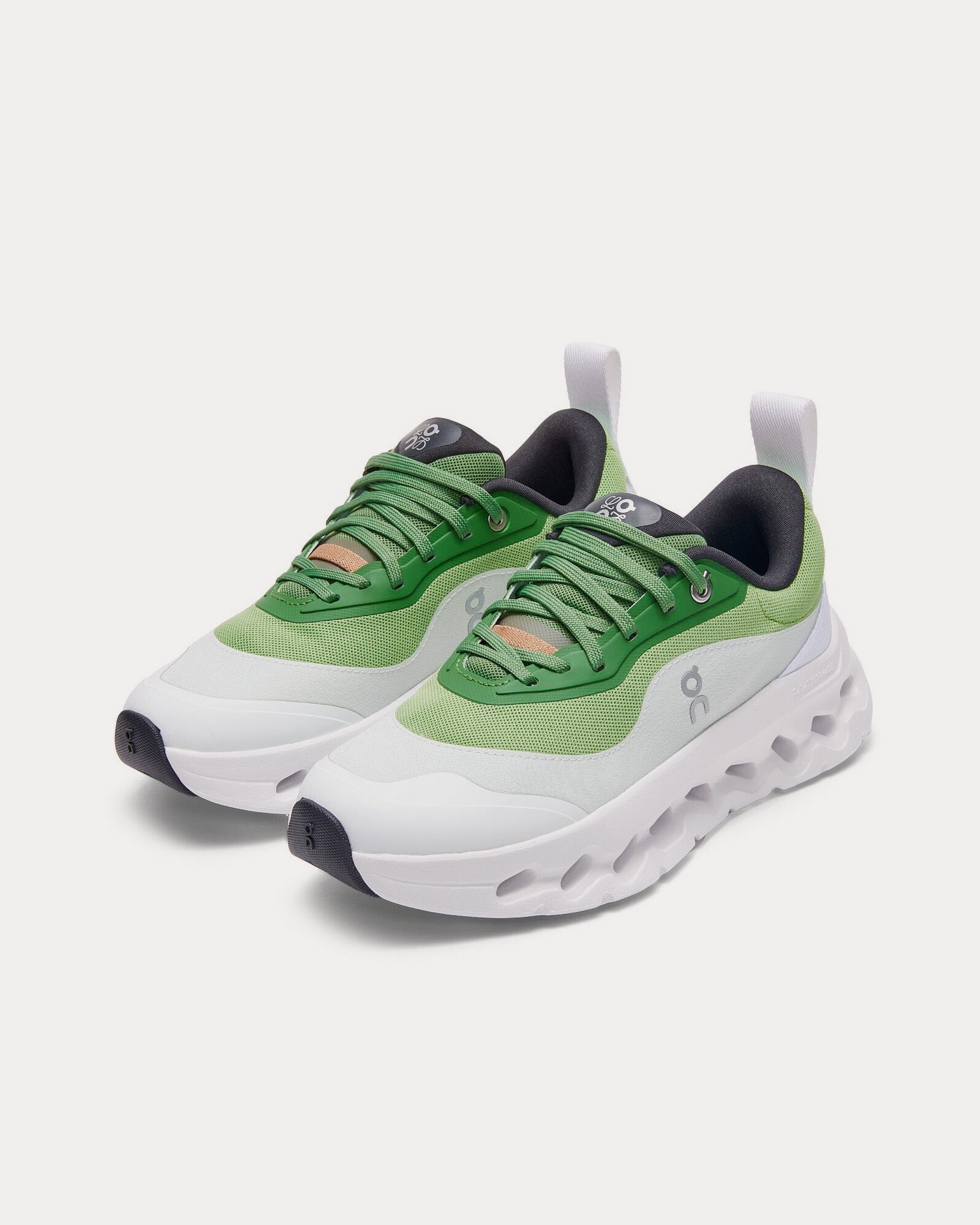 On Running x Loewe Cloudtilt 2.0 Green / White Running Shoes - 2