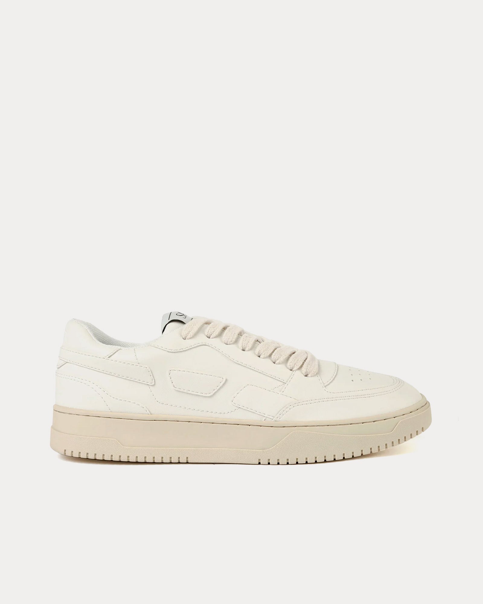 Off white low top trainers best sale