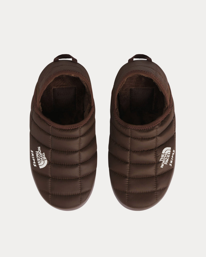 The North Face x Skims Thermoball Traction Mules V Cocoa Slip Ons - 2