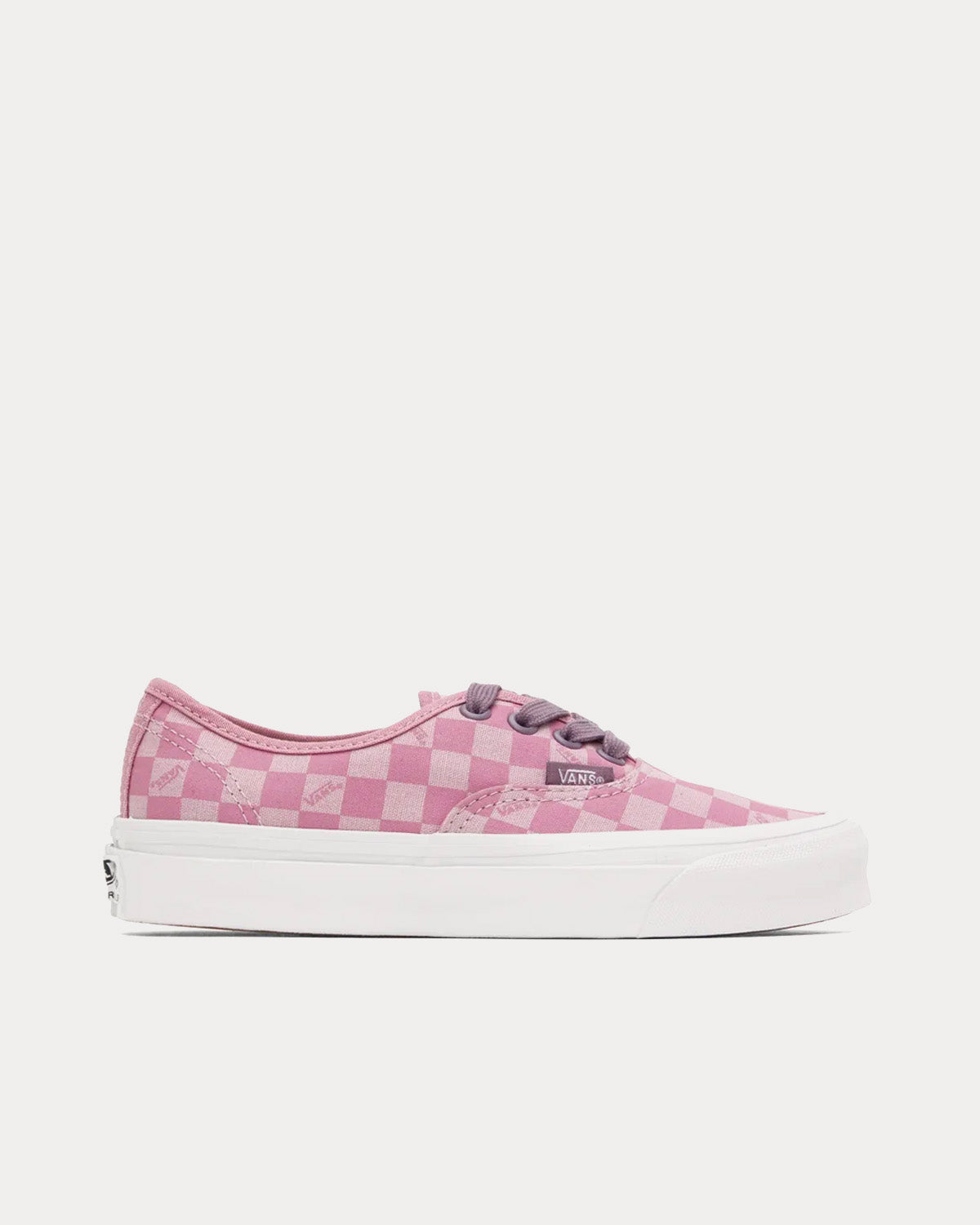 Vans authentic hotsell lo pro checkerboard