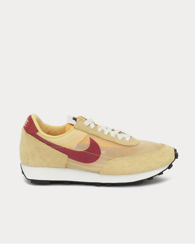 Nike Daybreak suede Topaz Gold Running Shoes