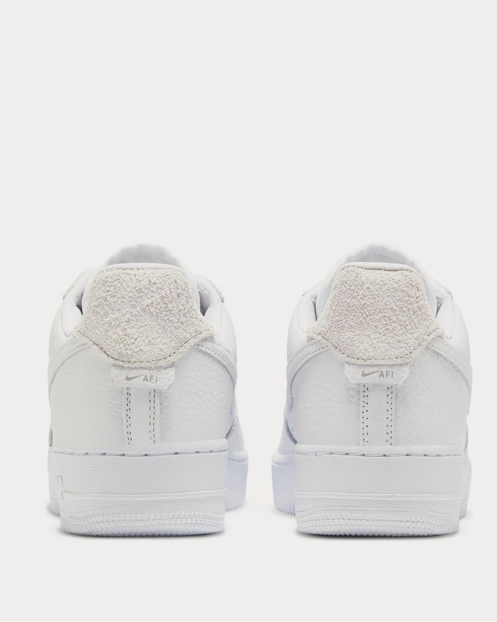 Nike Air Force 1 07 Suede-Trimmed Leather  White low top sneakers - 3