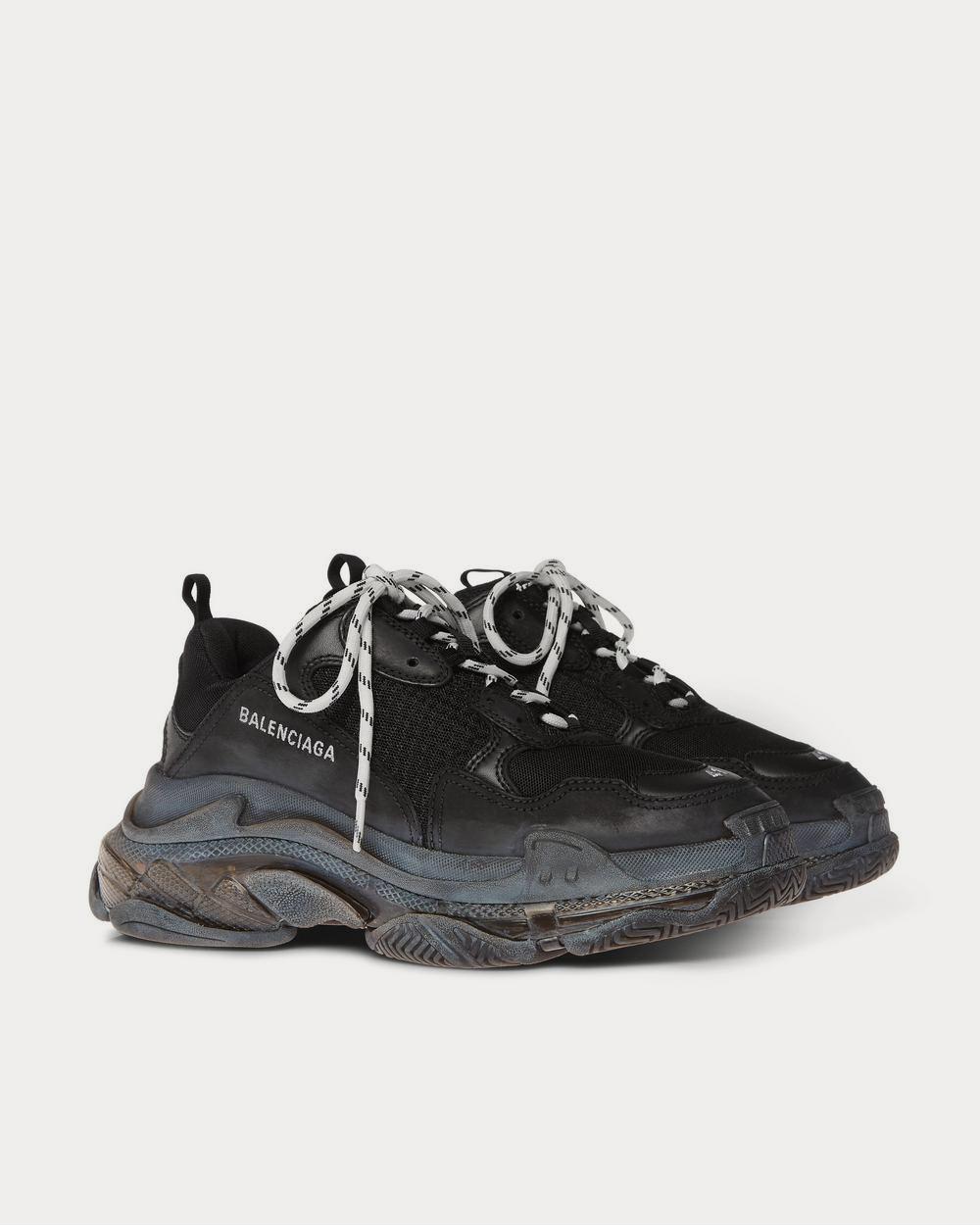 Balenciaga triple s black 44 hotsell