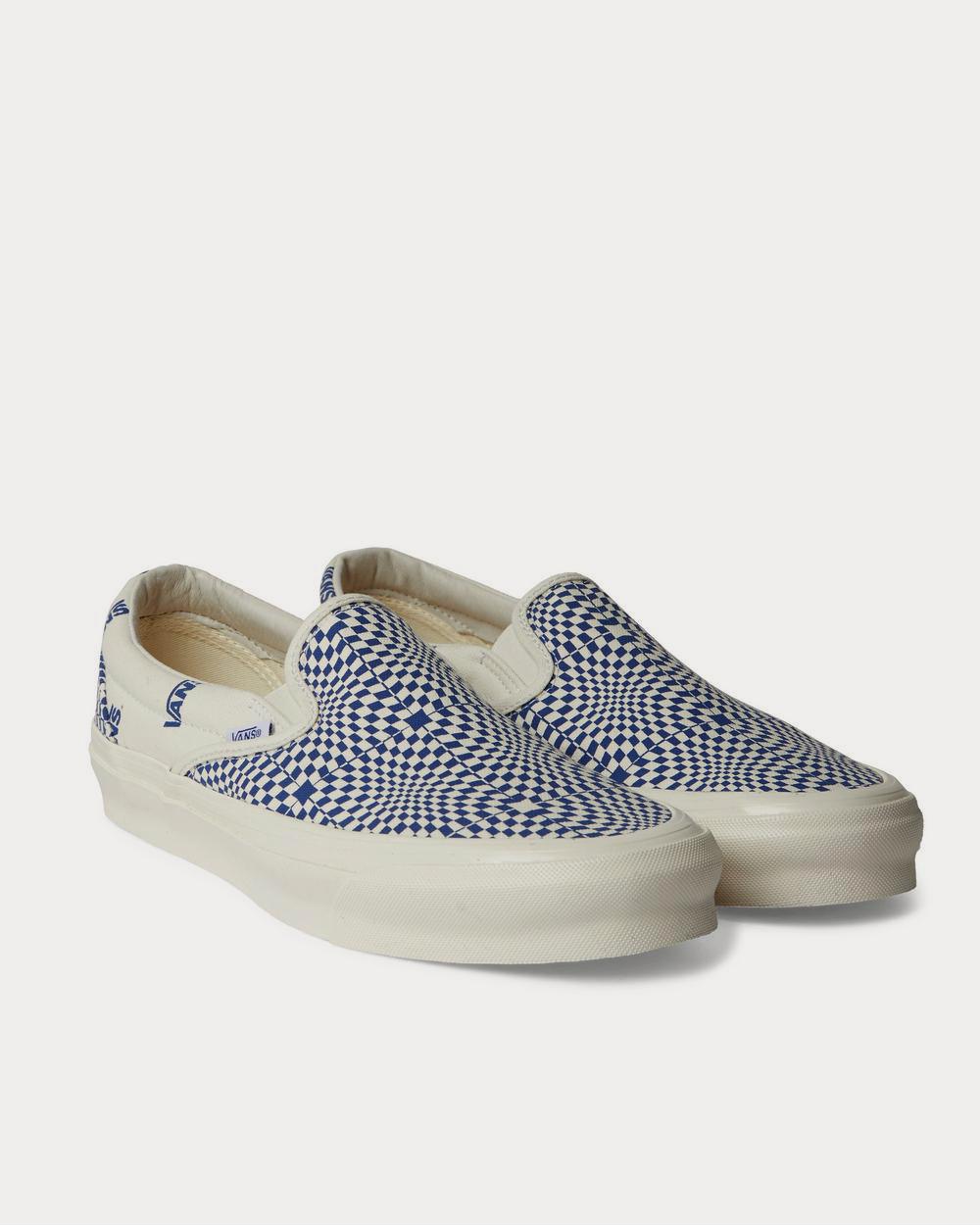 Vans OG Classic LX Printed Canvas  White slip on sneakers - 2