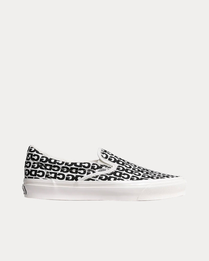 Comme des Garçons CDG x Vans Black / White Slip Ons - 1