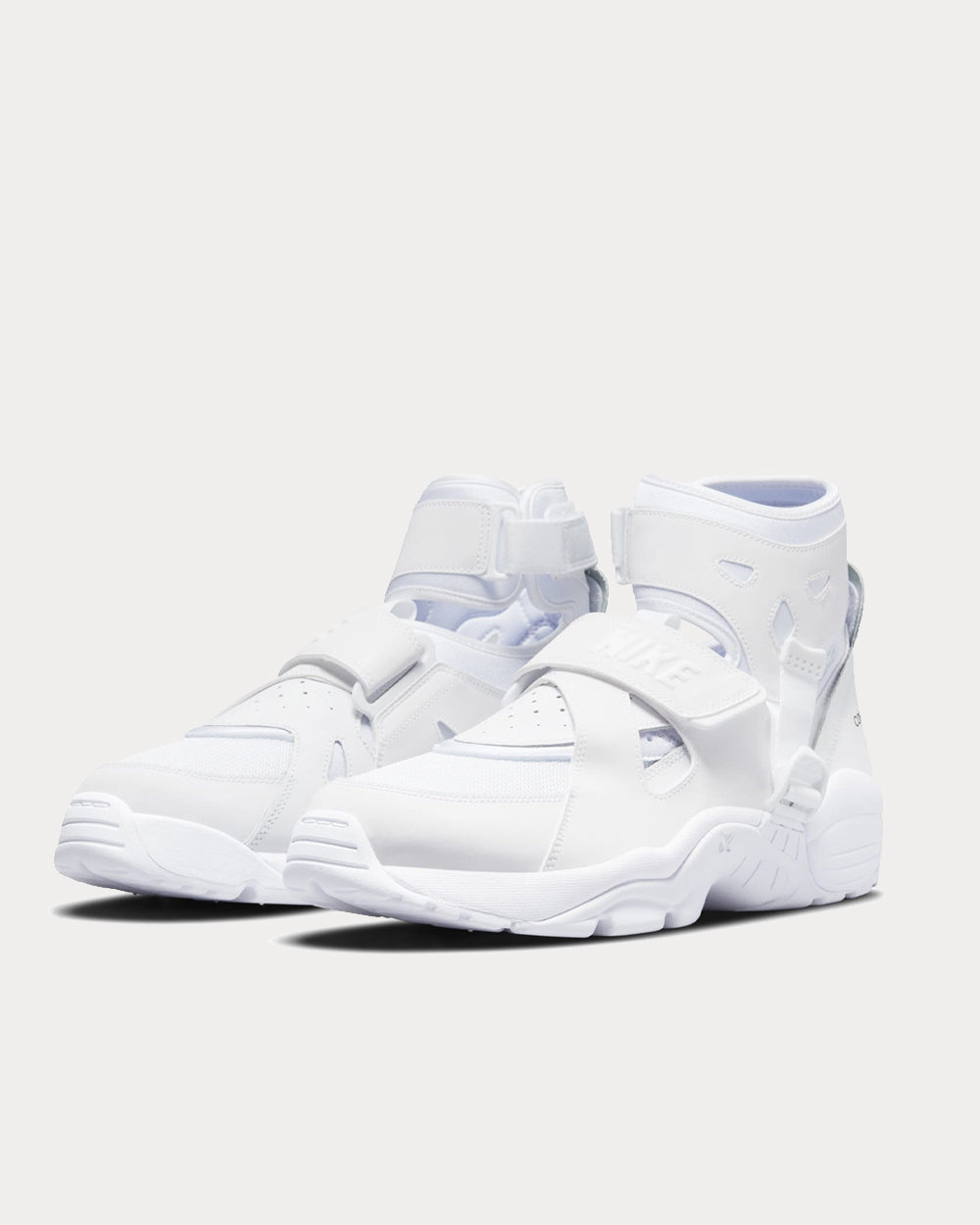 Nike x Comme des Garçons Air Carnivore White High Top Sneakers - 2