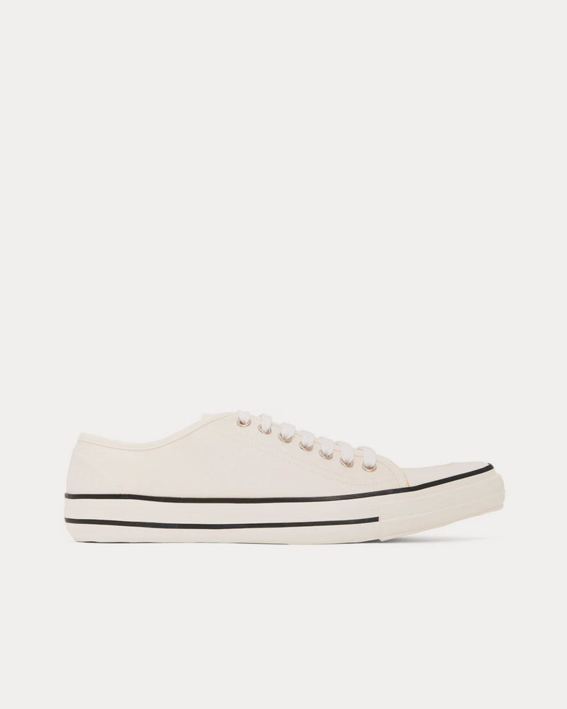 Comme des Garçons CDG Pointed White Low Top Sneakers - 1