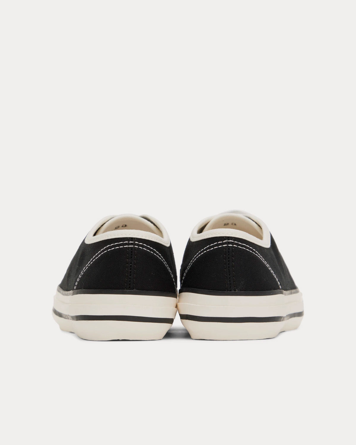 Comme des Garçons CDG Pointed Black Low Top Sneakers - 3