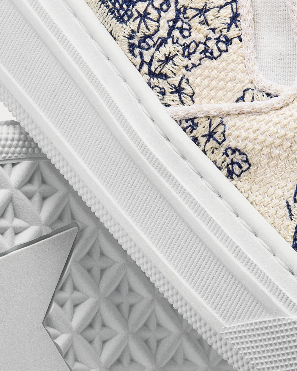 Dior Solar Blue and White Embroidered Cotton with Toile de Jouy Motif Slip On Sneakers - 4