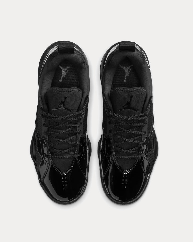 Jordan zoom sales black