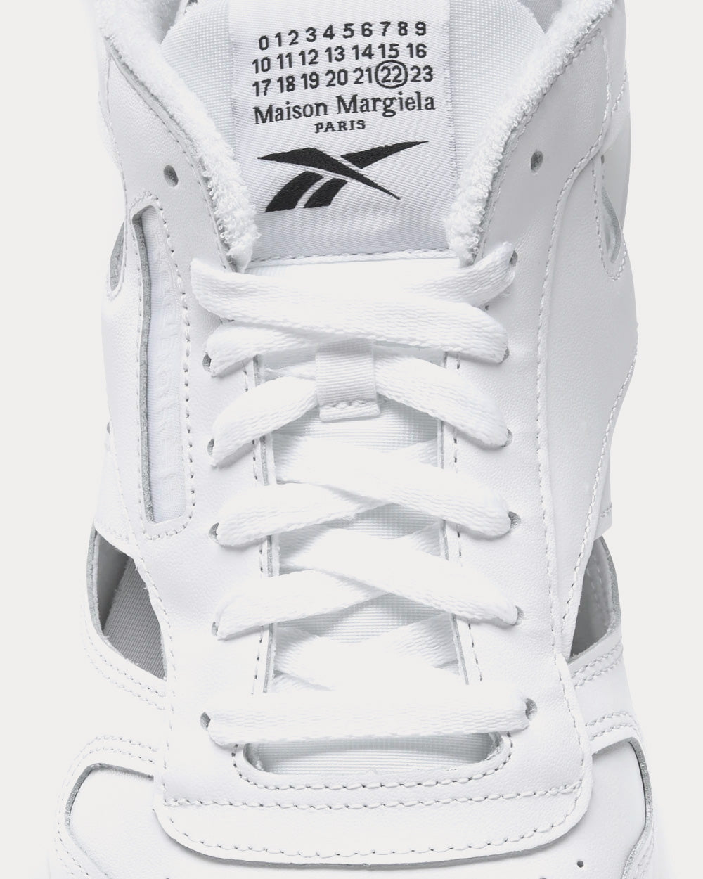 Reebok X Maison Margiela DQ Classic Leather Cloud White / Black / Cloud White Low Top Sneaker - 5