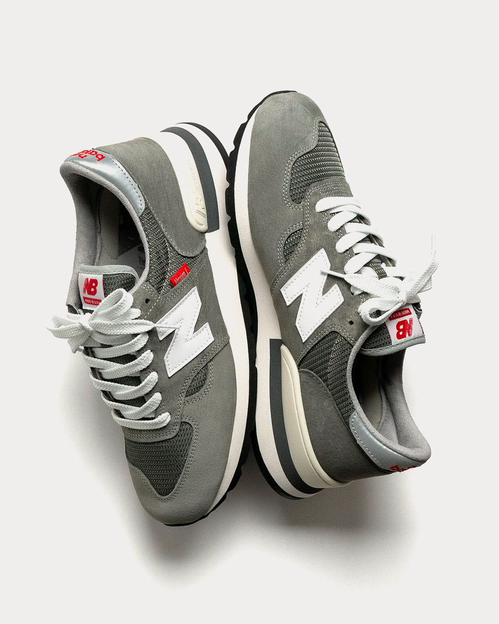 New Balance 990 V1 Grey Low Top Sneakers - 3