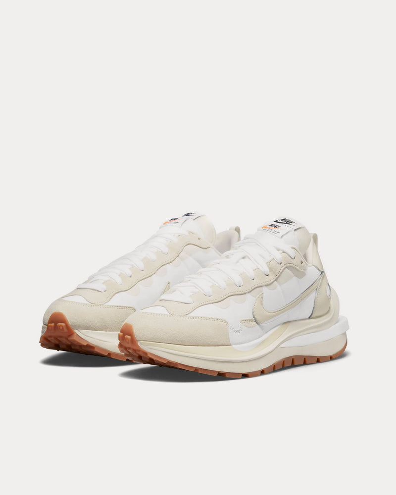 Nike x sacai Vapourwaffle White / Sail Low Top Sneakers - 3