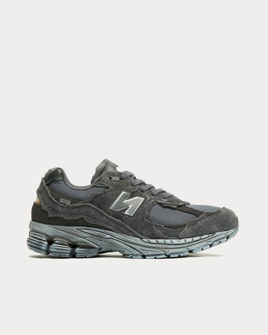 New Balance 2002R Grey Low Top Sneakers