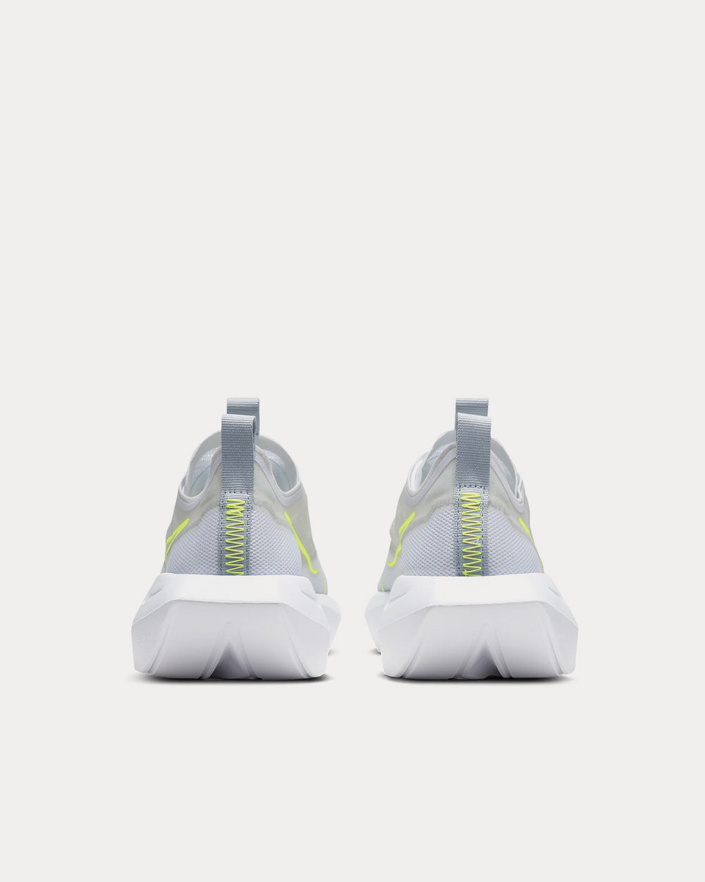 Nike Vista Lite Pure Platinum Low Top Sneaker - 5