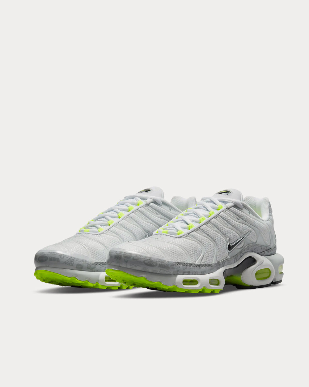 Nike - Air Max Plus Pure Platinum / Wolf Grey / White / Black Low Top Sneakers