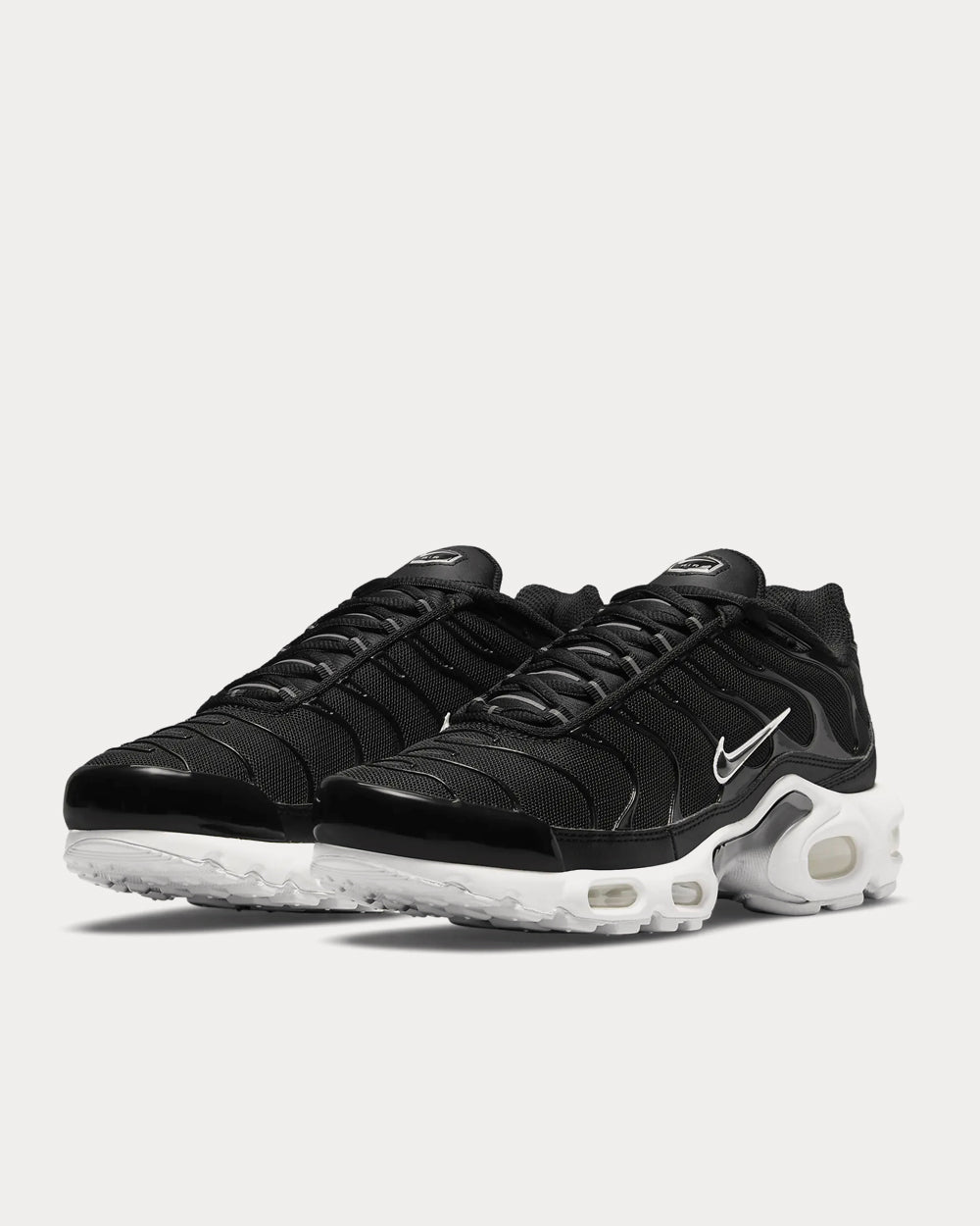 Nike Air Max Plus Black / White Low Top Sneakers - 2