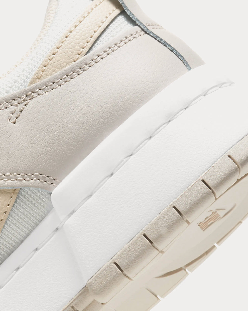 Nike Dunk Low Disrupt Sail / Desert Sand / Pearl White Low Top Sneakers - 6