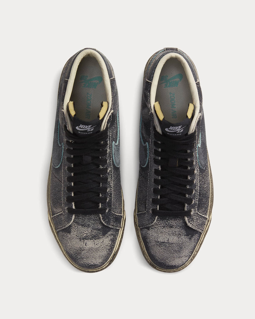 Nike SB Zoom Blazer Mid Premium Black/Coconut Milk/Light Dew/Light