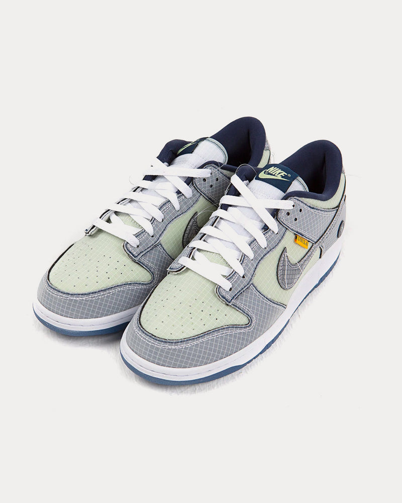 Nike x Union Dunk Low Passport Pack Pistachio Low Top Sneakers - 2