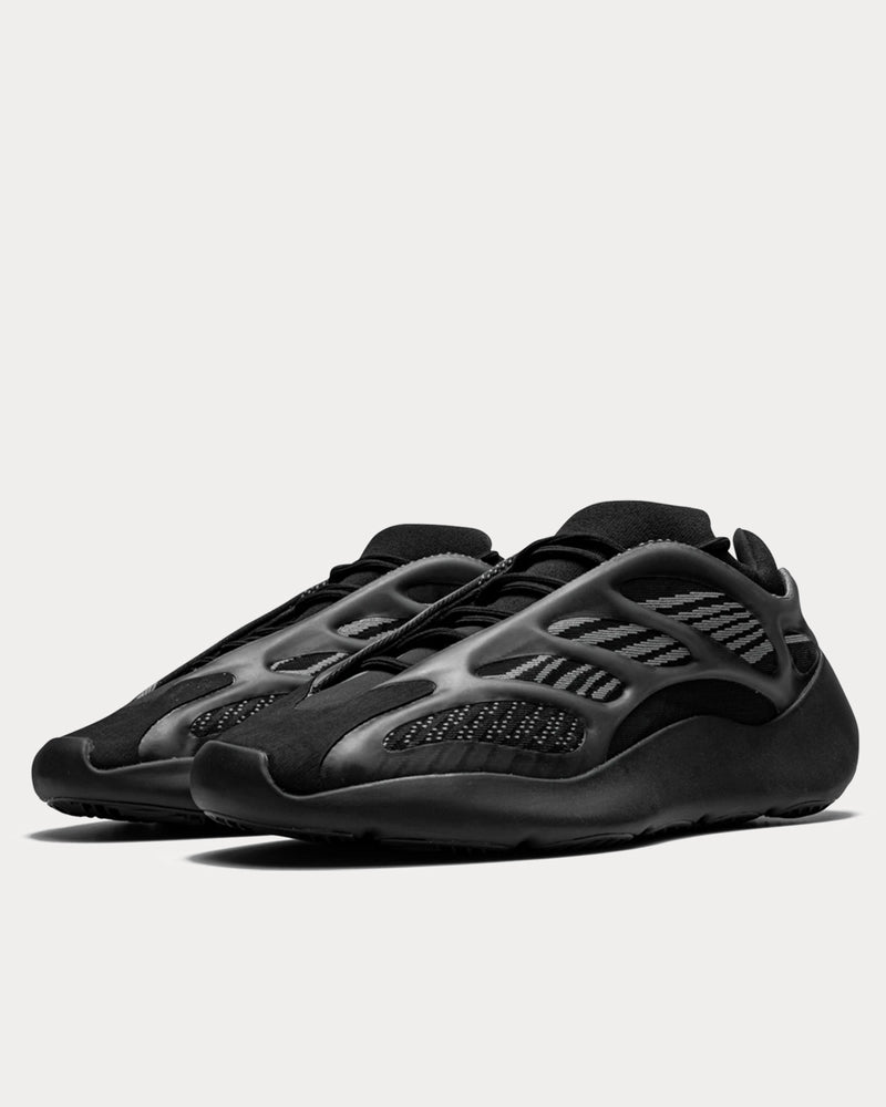 Yeezy 700 V3 Alvah black Low Top Sneakers - 2