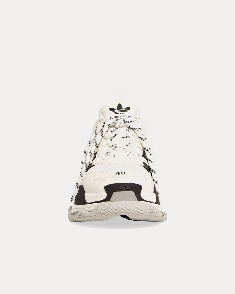 Balenciaga x Adidas Triple S White / Black Low Top Sneakers - 4