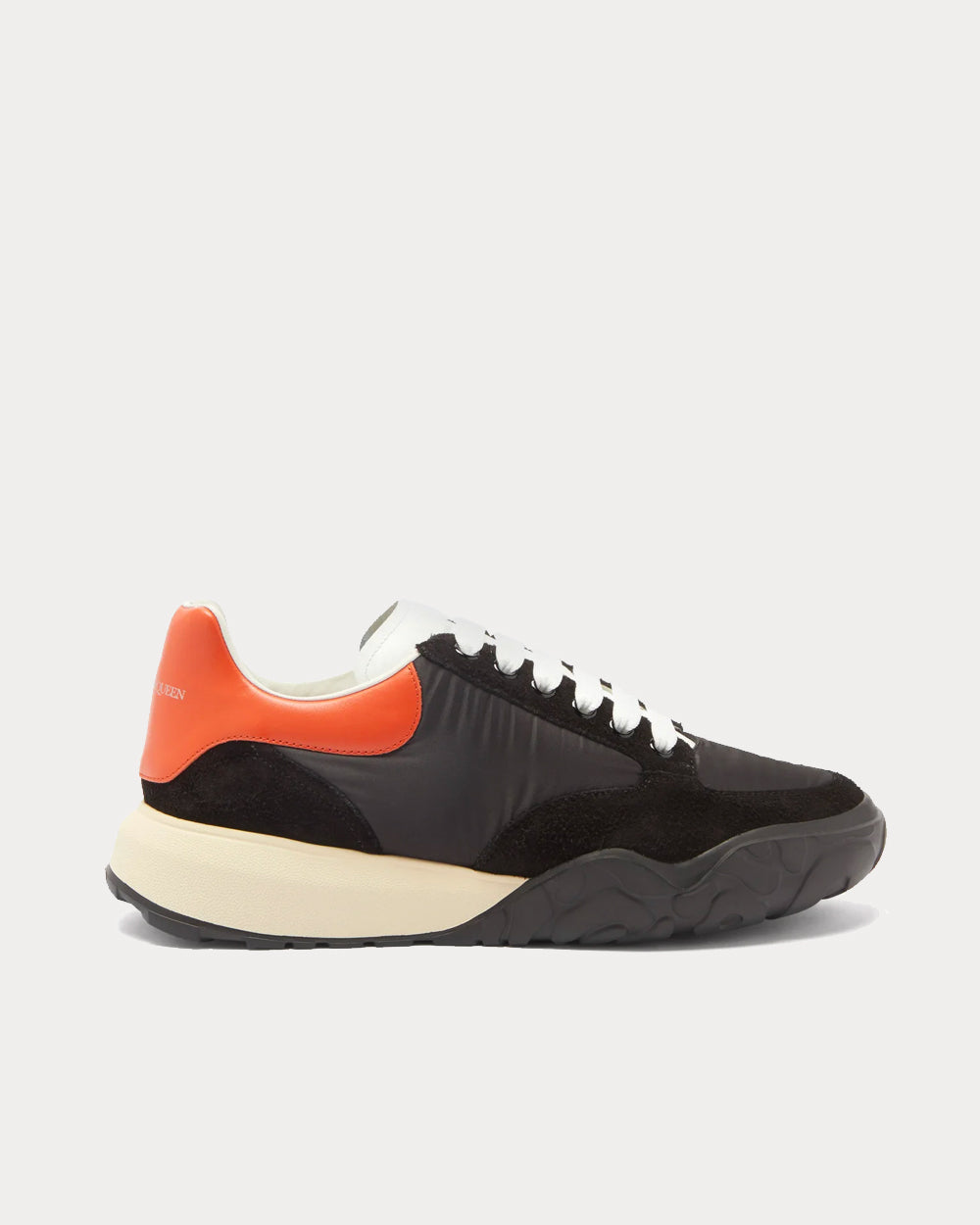 Alexander mcqueen sneakers hot sale orange and white