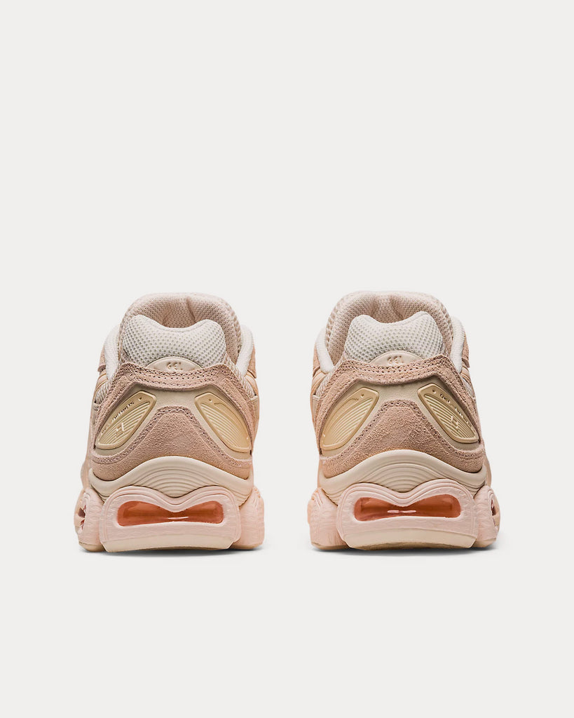 Women's GEL-NIMBUS 9, Oatmeal/White Peach, Sportstyle Shoes