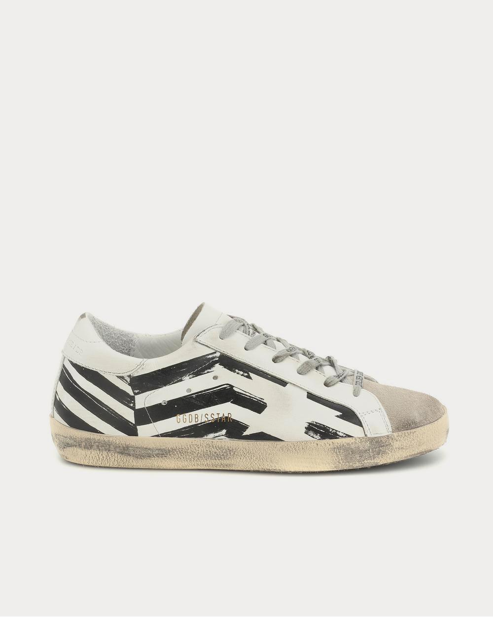 Golden Goose - Superstar leather White Flag Low Top Sneakers
