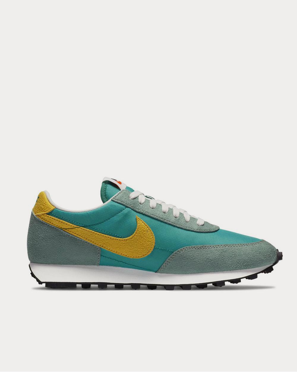 Nike Daybreak SP Faux Suede and Ripstop  Green low top sneakers - 1