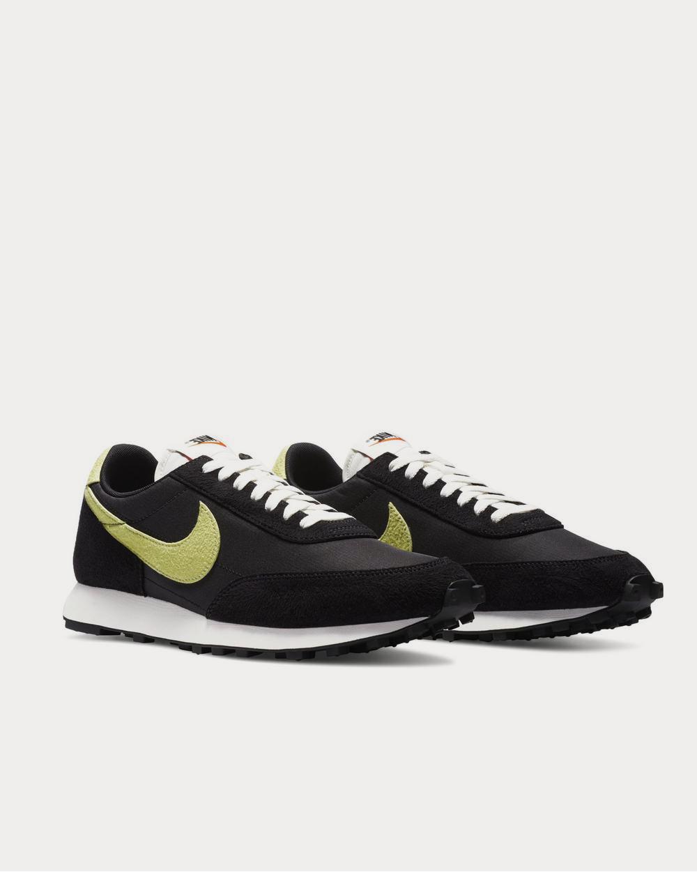 Nike Daybreak SP Faux Suede and Ripstop  Black low top sneakers - 2