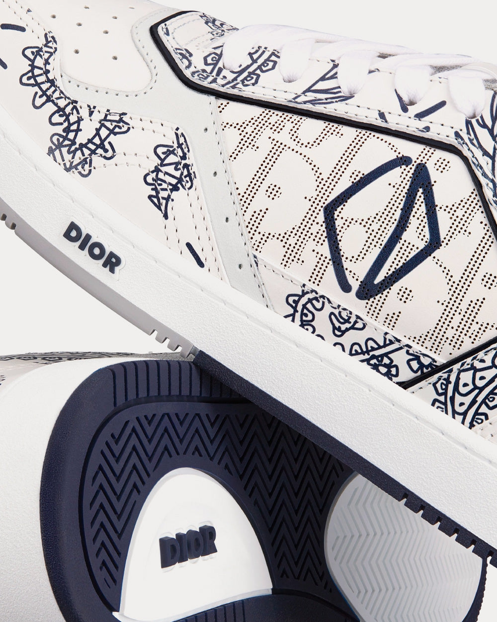 Dior B27 White Smooth Calfskin with Navy Blue CD Paisley Motif and White Dior Oblique Galaxy Leather Low Top Sneakers - 5