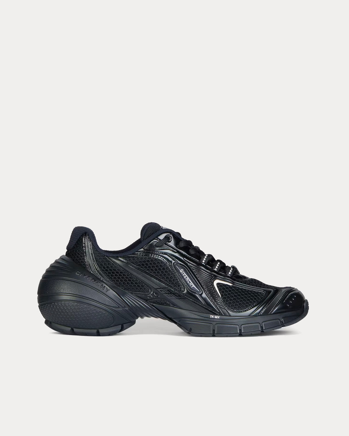 TK-MX Runner Mesh Black Low Top Sneakers