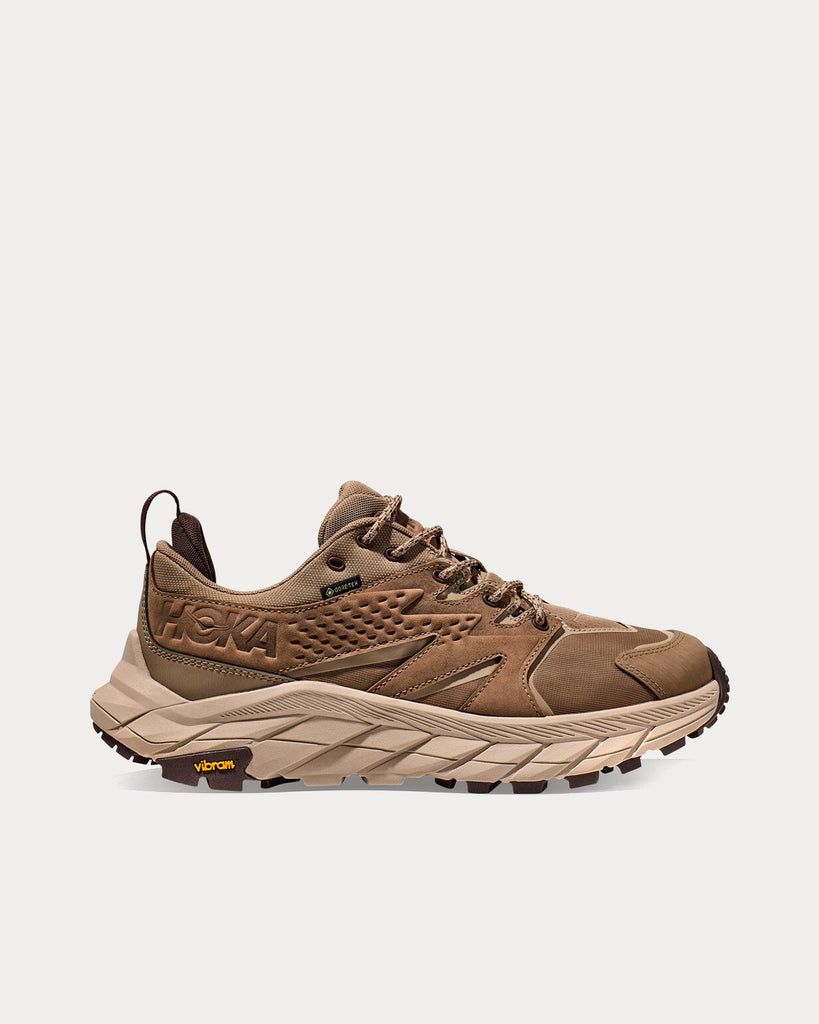 Tan sale running shoes