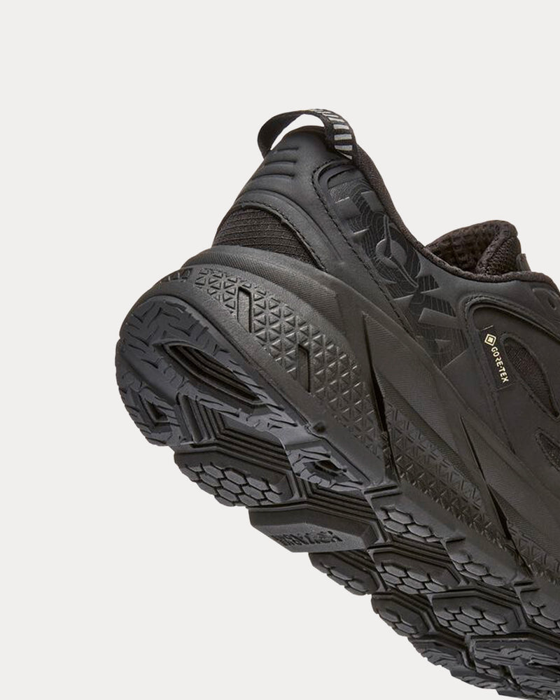 Hoka Clifton L GORE-TEX Black / Black Running Shoes - 4