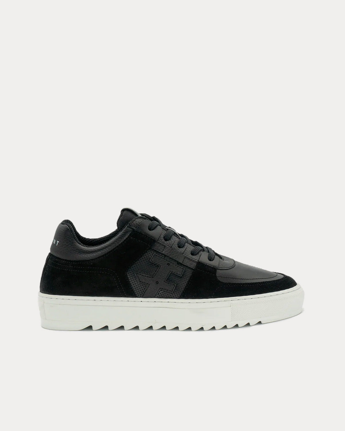 Hyphnt City Walker Black Low Top Sneakers - 1