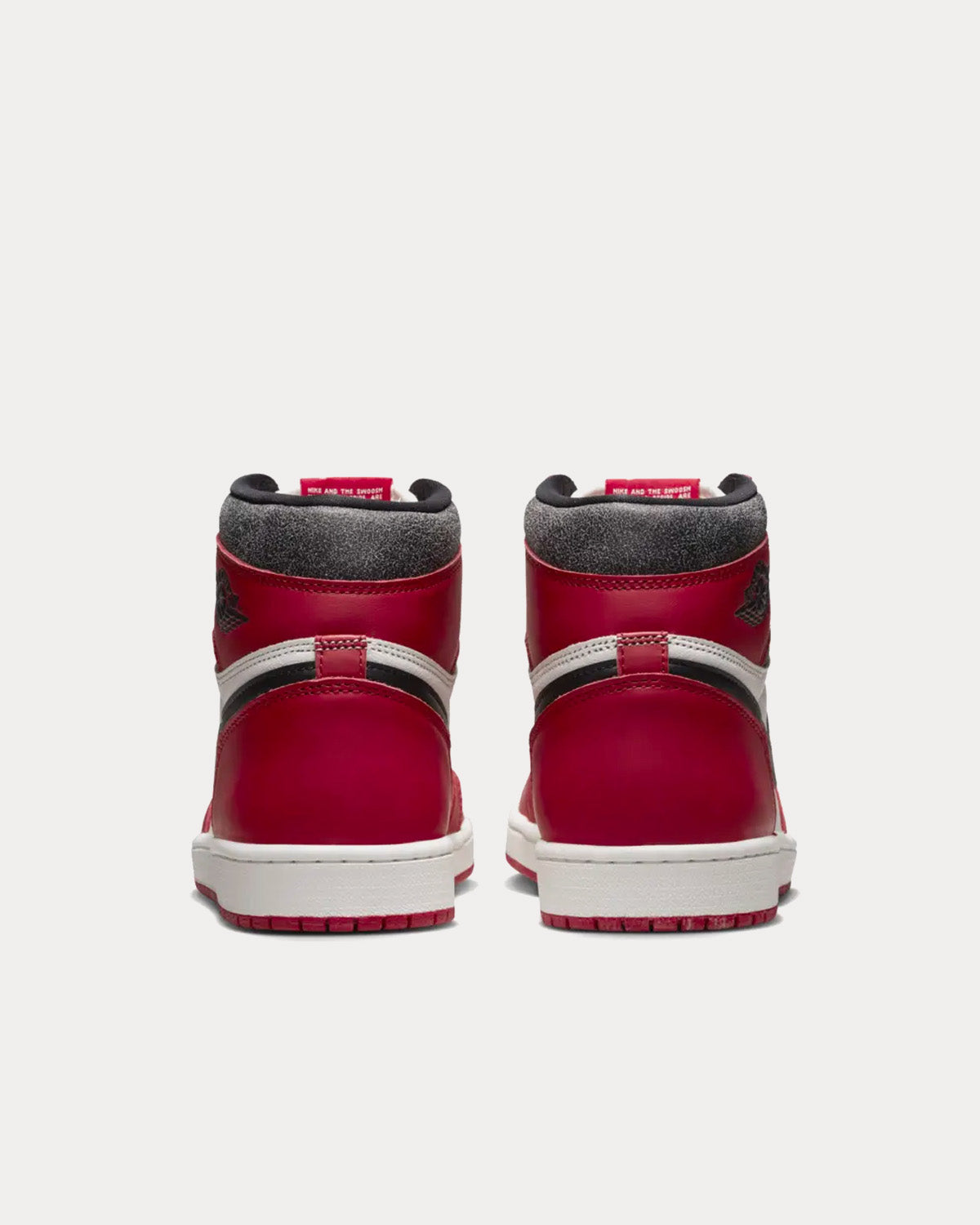 Jordan Air Jordan 1 'Chicago Lost & Found' High Top Sneakers 