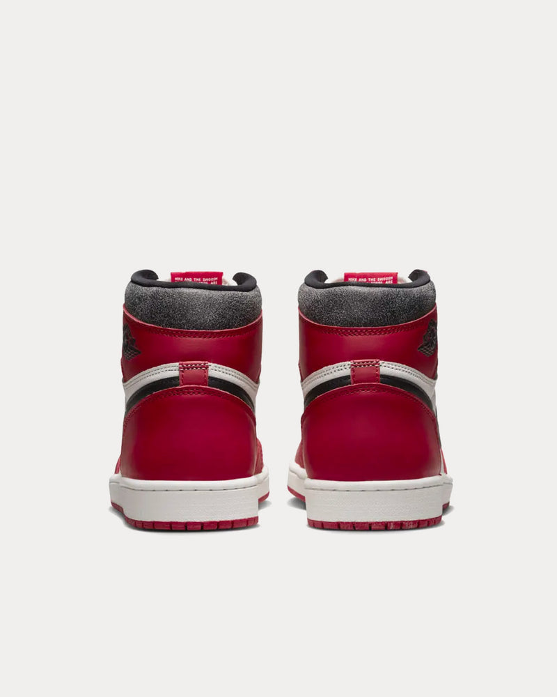 Jordan Air Jordan 1 'Chicago Lost & Found' High Top Sneakers - 4