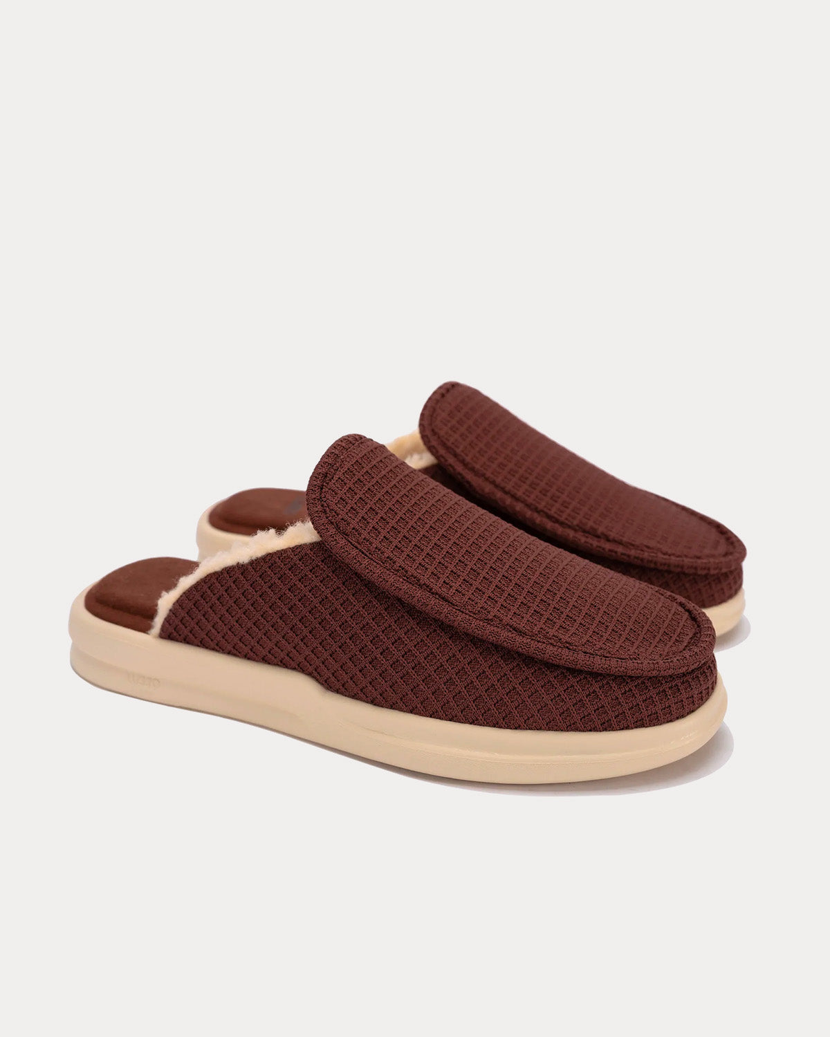 Lusso Cloud Esto Rootbear Waffle Sherp / Shortbread Slip Ons - 3