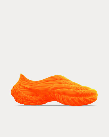 MLLN Próta Orange Slip On Sneakers