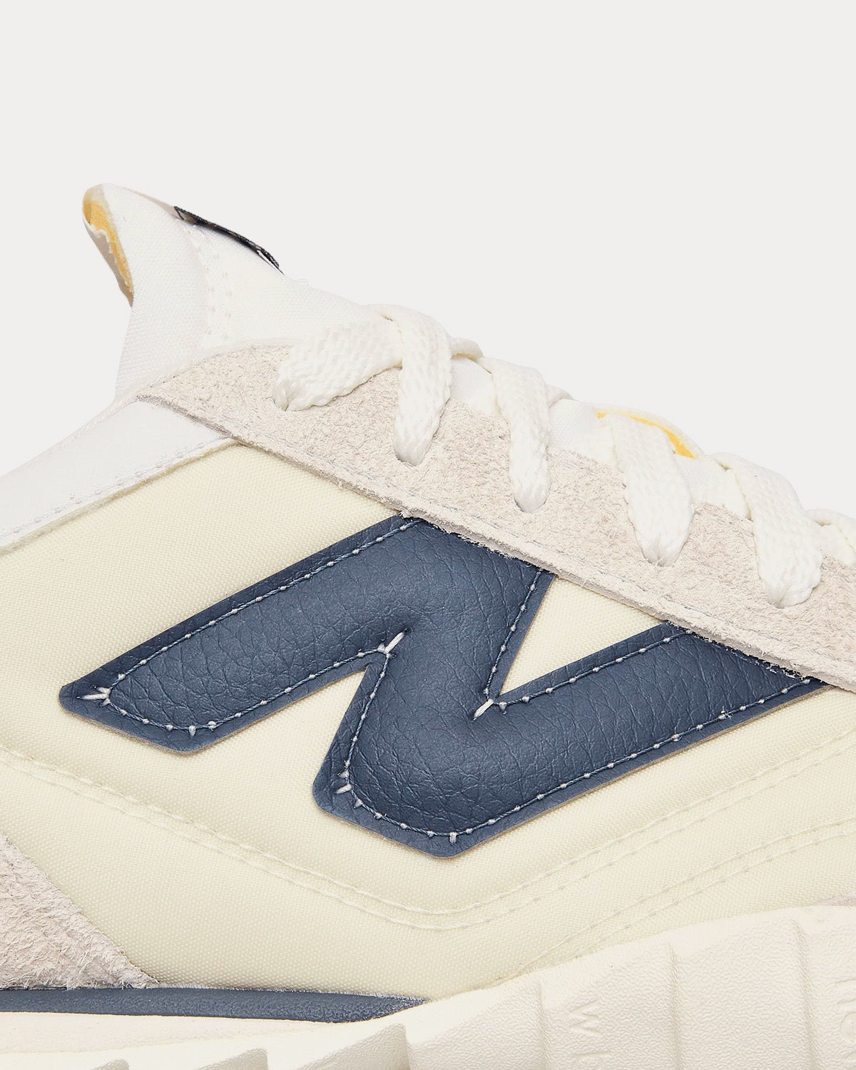 New Balance RC30 White Low Top Sneakers - 5