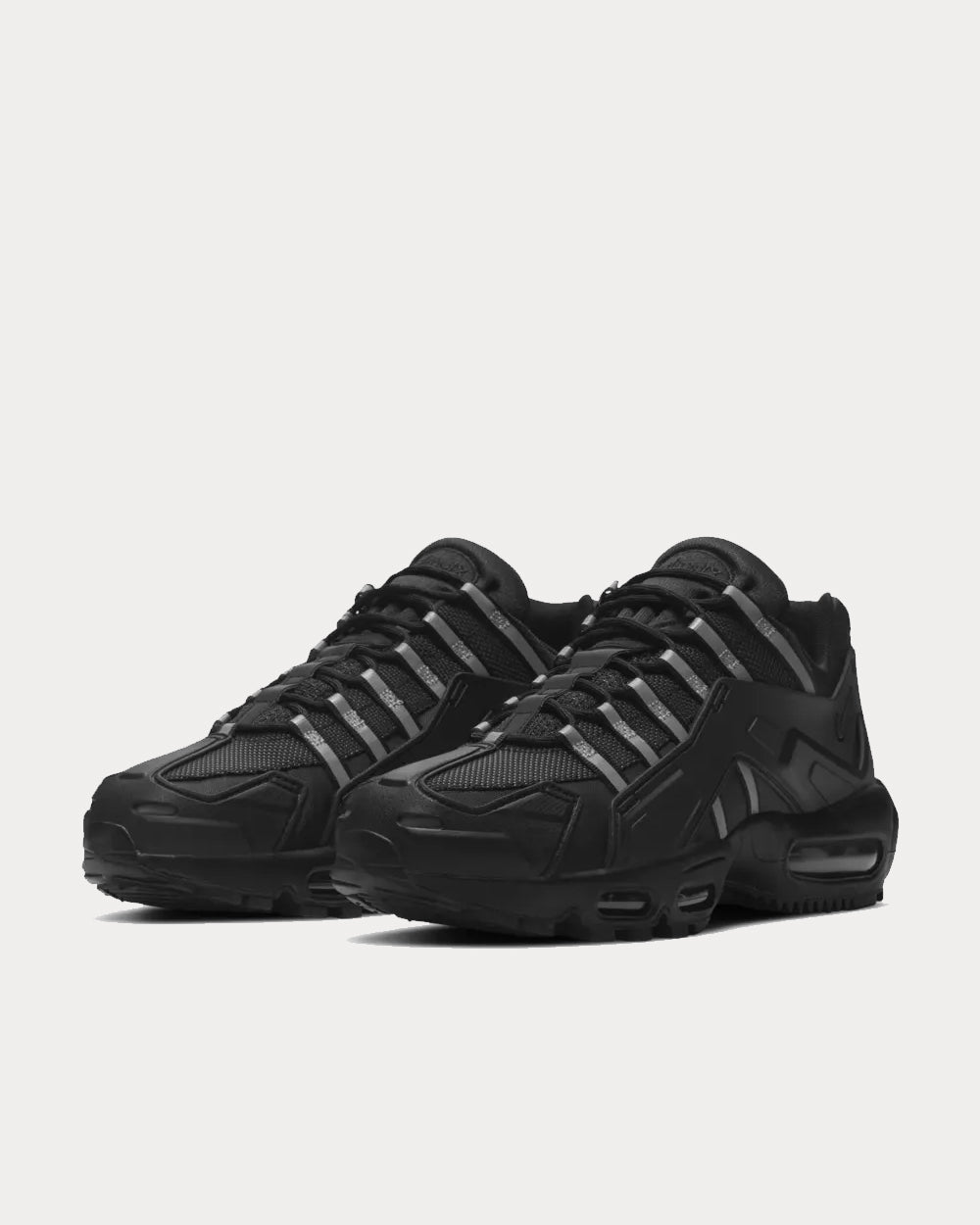 Nike Air Max 95 NDSTRKT Black Low Top Sneakers - 2