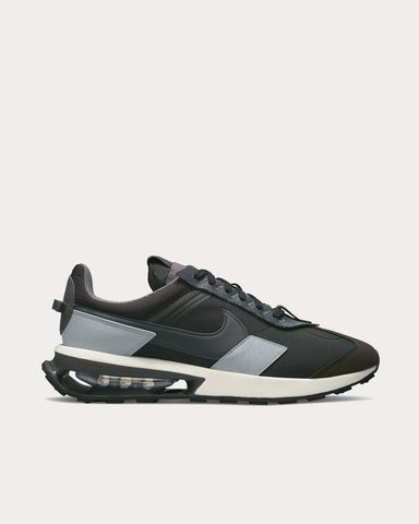 Nike Air Max Pre-Day Black Low Top Sneakers