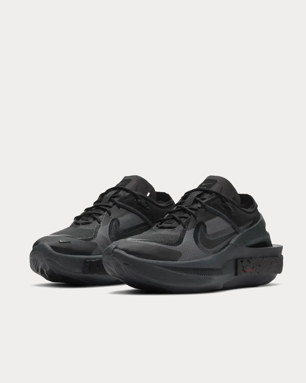 Nike Fontanka Edge Triple Black Low Top Sneakers - 2