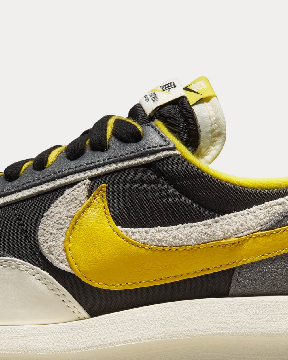 Nike x sacai x UNDERCOVER LDWaffle Black and Bright Citron Low Top Sneakers - 6