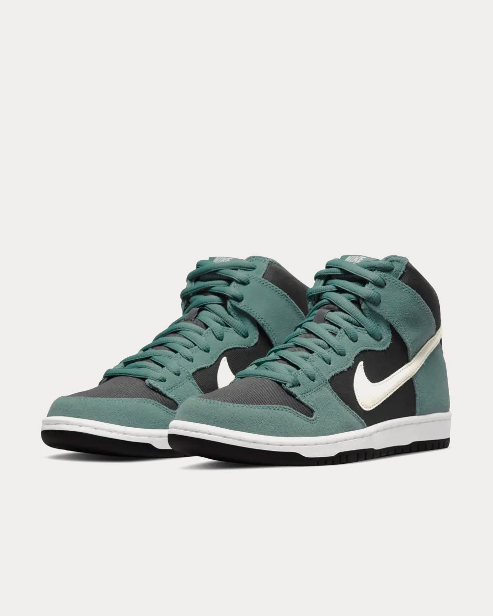 Nike - SB Dunk High Pro Mineral Slate Suede High Top Sneakers